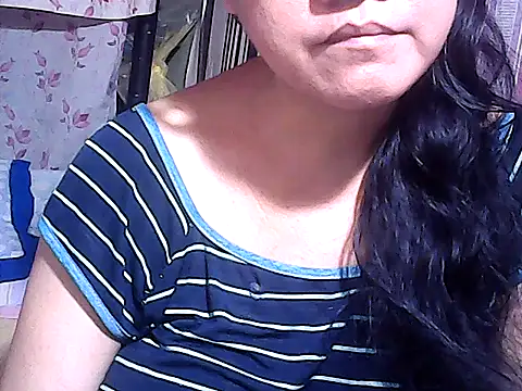 Snapshot of sweetsosie18 chatting on November 21, 2025, 6:01 am sweetsosie18 online show from November 21, 2025, 6:01 am