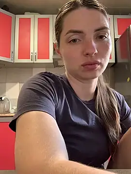 SeducingYoghourt online show from May 28, 2026, 4:24 pm