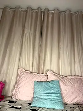 Kaiisa  online show from November 5, 2025, 9:07 pm