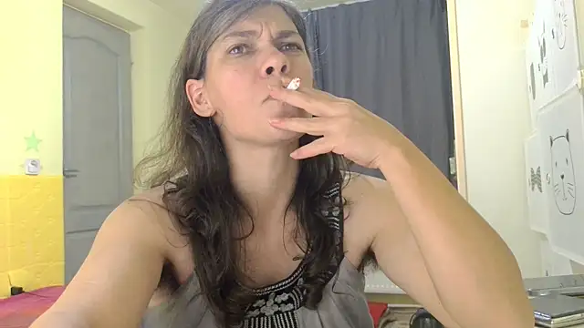 Snapshot of MercyLove chatting on November 19, 2025, 4:18 pm MercyLove online show from November 19, 2025, 4:18 pm