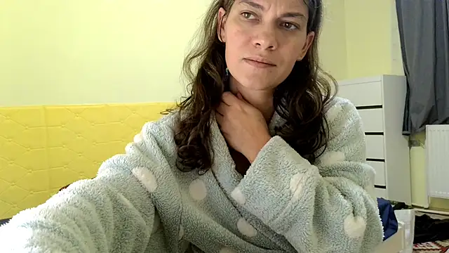 Snapshot of MercyLove chatting on October 8, 2025, 3:46 pm MercyLove online show from October 8, 2025, 3:46 pm