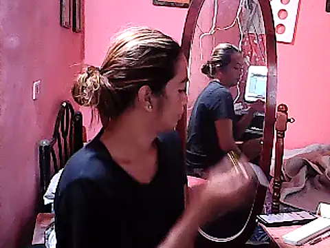 Snapshot of yummy_21xxx chatting on March 15, 2025, 12:58 am yummy 21xxx online show from March 15, 2025, 12:58 am