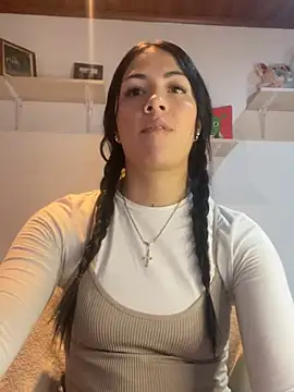 MadisonCambel online show from February 11, 2025, 5:37 am