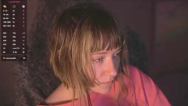 Snapshot of RikkiSanchez chatting on September 25, 2025, 5:08 pm RikkiSanchez online show from September 25, 2025, 5:08 pm