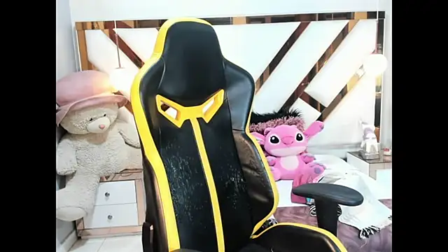 Snapshot of lady_Ary_xx chatting on September 10, 2025, 8:41 pm lady Ary xx online show from September 10, 2025, 8:41 pm