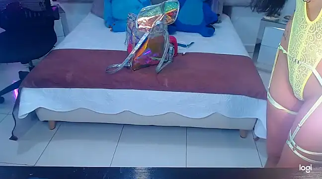 Snapshot of lady_Ary_xx chatting on March 7, 2025, 8:55 pm lady Ary xx online show from March 7, 2025, 8:55 pm