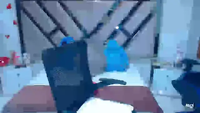 Snapshot of lady_Ary_xx chatting on February 19, 2025, 9:36 pm lady Ary xx online show from February 19, 2025, 9:36 pm