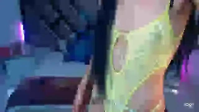 Snapshot of lady_Ary_xx chatting on March 10, 2025, 10:55 pm lady Ary xx online show from March 10, 2025, 10:55 pm