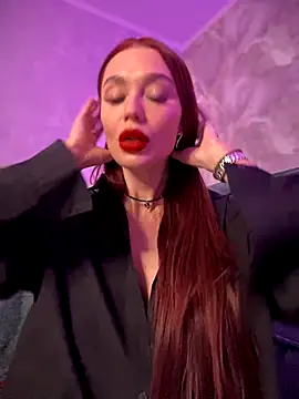 Emma Catt online show from December 2, 2025, 2:34 am