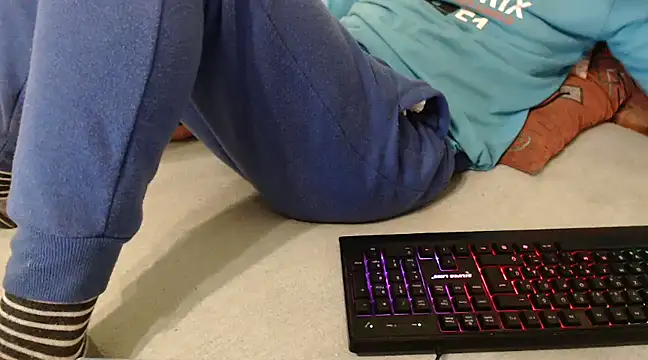 Snapshot of VASKOS178 chatting on March 11, 2025, 1:34 pm VASKOS178 online show from March 11, 2025, 1:34 pm