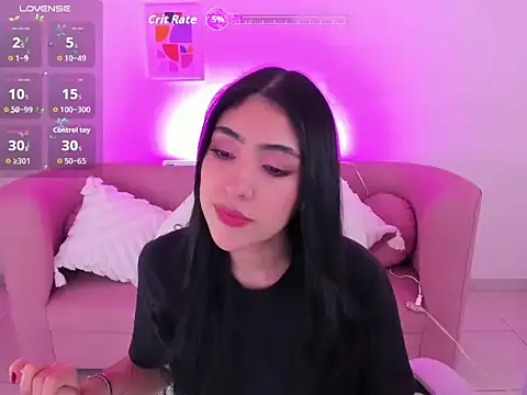 tatiana prada online show from November 28, 2025, 5:40 am