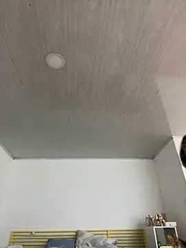 Snapshot of Juliana_News chatting on December 2, 2025, 4:58 am Juliana News online show from December 2, 2025, 4:58 am