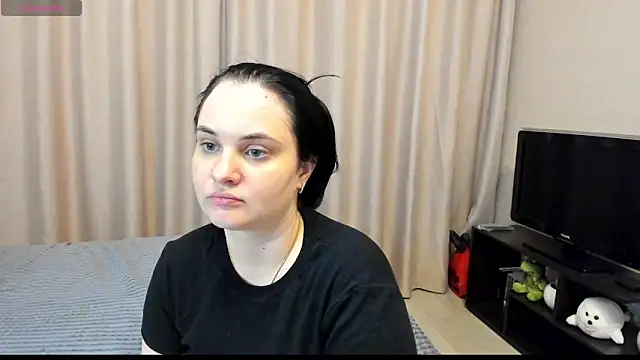 Snapshot of AlanaBrox chatting on May 28, 2026, 10:37 pm AlanaBrox online show from May 28, 2026, 10:37 pm