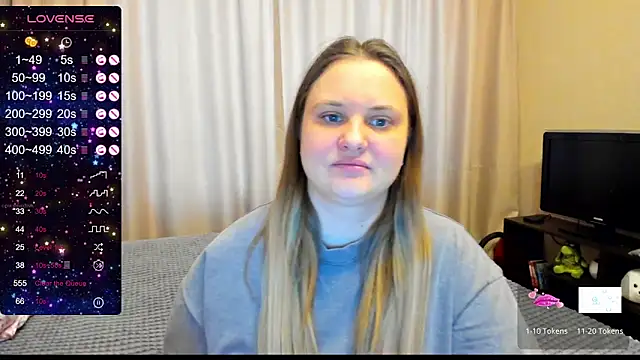 Snapshot of AlanaBrox chatting on February 11, 2025, 11:20 am AlanaBrox online show from February 11, 2025, 11:20 am