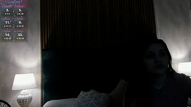 Snapshot of Kareena_chopra chatting on October 7, 2025, 12:17 pm Kareena chopra online show from October 7, 2025, 12:17 pm