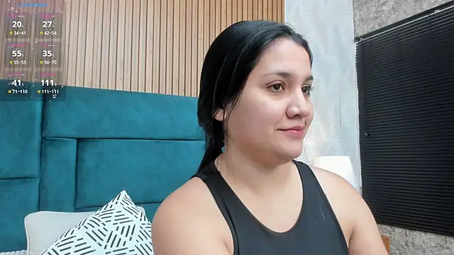 Snapshot of Kareena_chopra chatting on September 18, 2025, 12:30 pm Kareena chopra online show from September 18, 2025, 12:30 pm