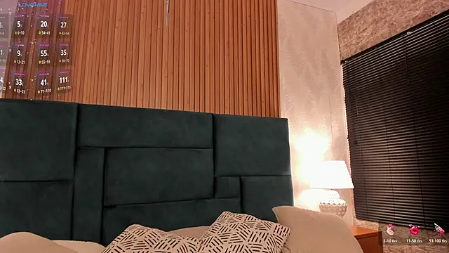 Snapshot of Kareena_chopra chatting on October 23, 2025, 12:26 pm Kareena chopra online show from October 23, 2025, 12:26 pm