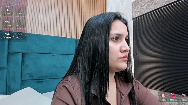 Snapshot of Kareena_chopra chatting on November 3, 2025, 12:53 pm Kareena chopra online show from November 3, 2025, 12:53 pm