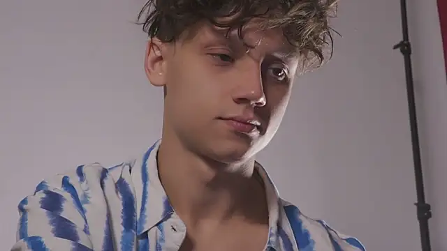 Nicky neal online show from September 27, 2025, 1:50 pm