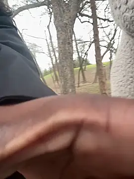 Snapshot of TilaTotti chatting on March 6, 2025, 10:26 pm TilaTotti online show from March 6, 2025, 10:26 pm