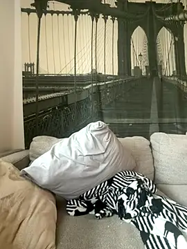 Snapshot of TilaTotti chatting on October 15, 2025, 4:37 pm TilaTotti online show from October 15, 2025, 4:37 pm