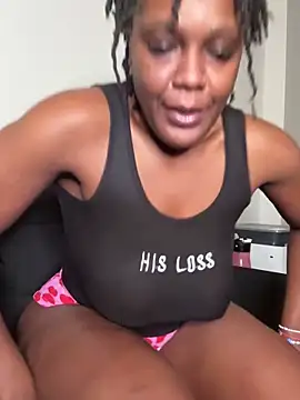 Snapshot of TilaTotti chatting on March 16, 2025, 1:59 am TilaTotti online show from March 16, 2025, 1:59 am