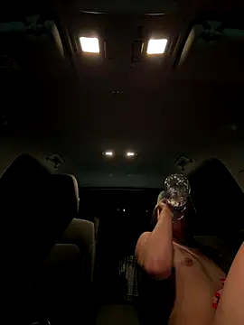 DoriDeluxe66 online show from November 20, 2025, 9:58 pm