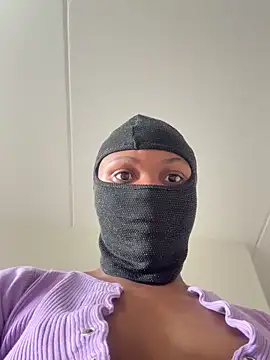 StupidNaturalPhatBooty  online show from February 3, 2026, 6:40 am