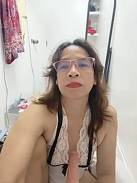HotsexyNaughtysweetbaby online show from June 25, 2026, 1:14 am