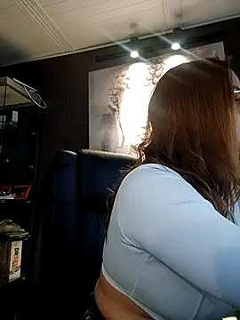 Snapshot of Emiily_W chatting on September 12, 2025, 9:53 am Emiily W online show from September 12, 2025, 9:53 am