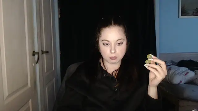 ryhhnnagold99 online show from February 11, 2026, 5:57 pm