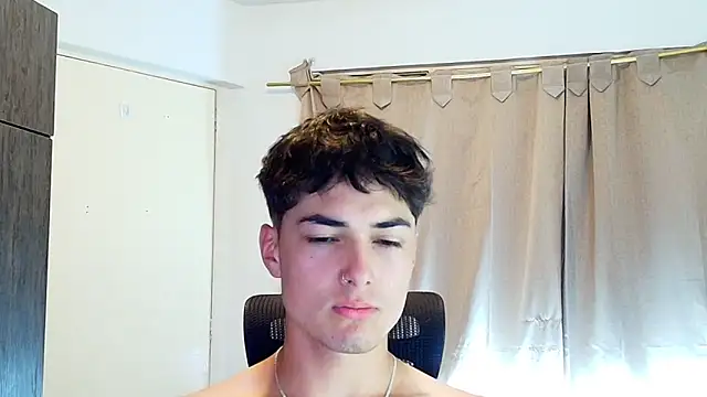 Snapshot of jimmy_class chatting on December 14, 2025, 6:57 pm jimmy class online show from December 14, 2025, 6:57 pm