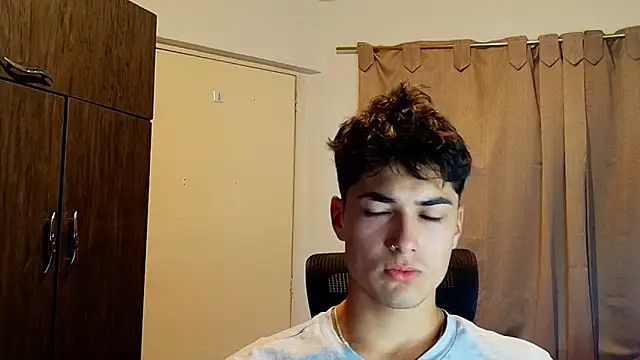 Snapshot of jimmy_class chatting on October 24, 2025, 11:48 pm jimmy class online show from October 24, 2025, 11:48 pm