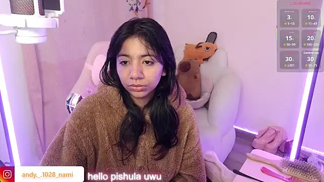 Snapshot of Nami_usagi chatting on November 12, 2025, 3:05 pm Nami usagi online show from November 12, 2025, 3:05 pm