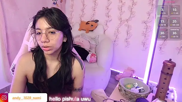 Snapshot of Nami_usagi chatting on December 3, 2025, 2:38 pm Nami usagi online show from December 3, 2025, 2:38 pm