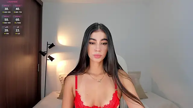 Snapshot of RebeccaBaxter chatting on November 1, 2025, 12:06 am RebeccaBaxter online show from November 1, 2025, 12:06 am