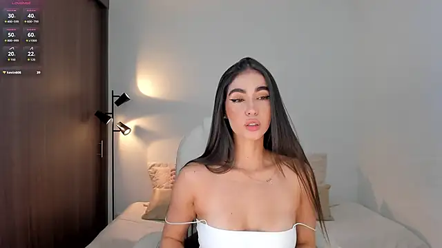 Snapshot of RebeccaBaxter chatting on January 11, 2026, 1:45 am RebeccaBaxter online show from January 11, 2026, 1:45 am