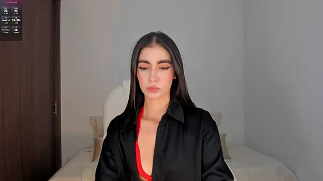 Snapshot of RebeccaBaxter chatting on February 21, 2025, 1:22 am RebeccaBaxter online show from February 21, 2025, 1:22 am