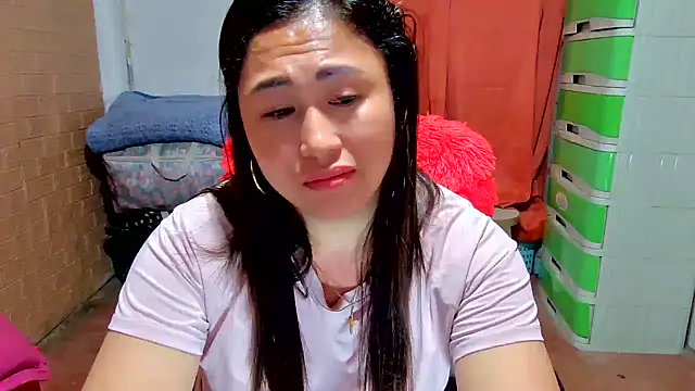 M e c e l online show from December 2, 2025, 5:36 pm