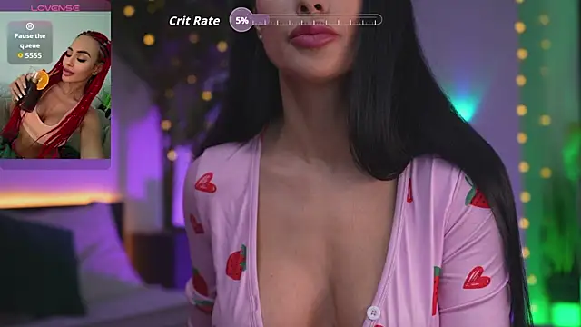 Snapshot of Lorettelorena chatting on December 14, 2025, 8:25 pm Lorettelorena online show from December 14, 2025, 8:25 pm