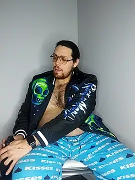 Snapshot of lucasgalacticman chatting on February 23, 2025, 5:12 am lucasgalacticman online show from February 23, 2025, 5:12 am