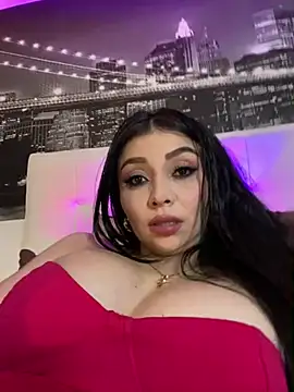 Snapshot of KateLatorre chatting on March 4, 2025, 10:38 pm KateLatorre online show from March 4, 2025, 10:38 pm