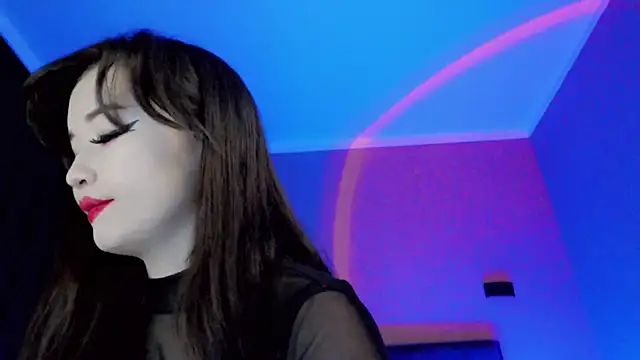 banana brain1 online show from February 9, 2025, 7:48 am