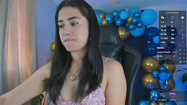 annadu011 online show from April 12, 2026, 2:09 pm