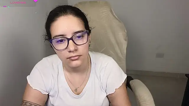 blue  moon  online show from November 25, 2025, 3:40 am