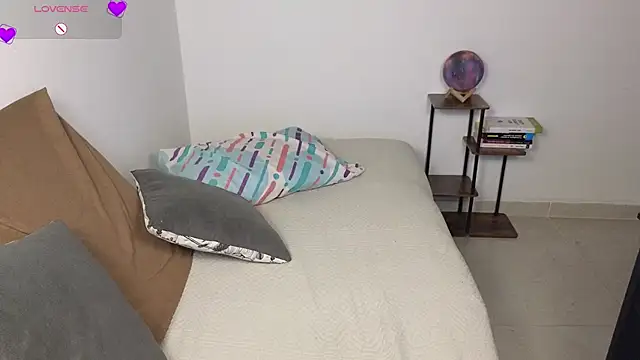 blue  moon  online show from March 15, 2026, 3:24 am