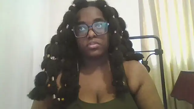 Snapshot of MissCC99 chatting on February 28, 2026, 2:17 pm MissCC99 online show from February 28, 2026, 2:17 pm