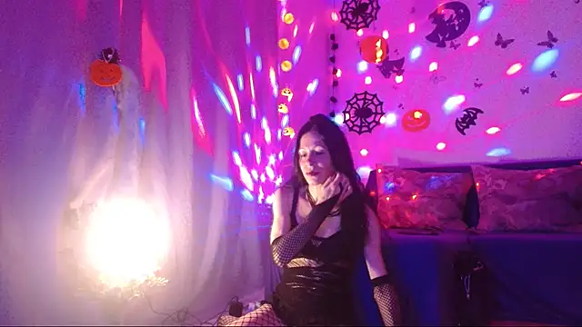 ElysaSun online show from November 1, 2025, 7:19 pm