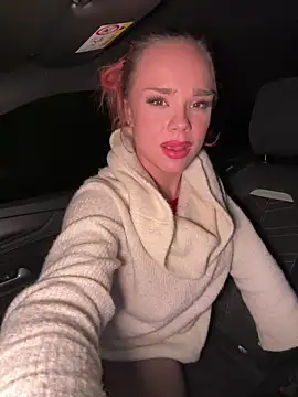 Snapshot of PennyPrincess chatting on February 12, 2025, 9:33 pm PennyPrincess online show from February 12, 2025, 9:33 pm