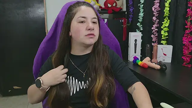 Snapshot of ann_bronw chatting on January 19, 2026, 11:25 am ann bronw online show from January 19, 2026, 11:25 am